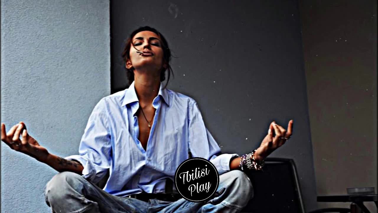 BEBURI - Dance Monkey (feat. Maike Meh)