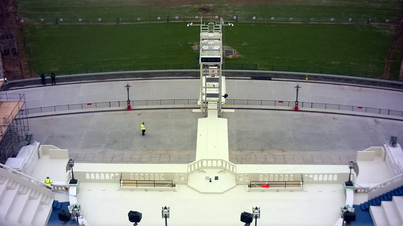 0944USCSRFWestRoof_2021-01-06_07h43min04s137ms.mp4
