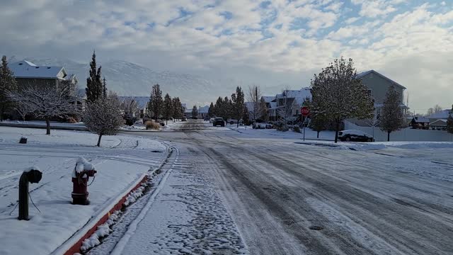 Snow in the neighborhood