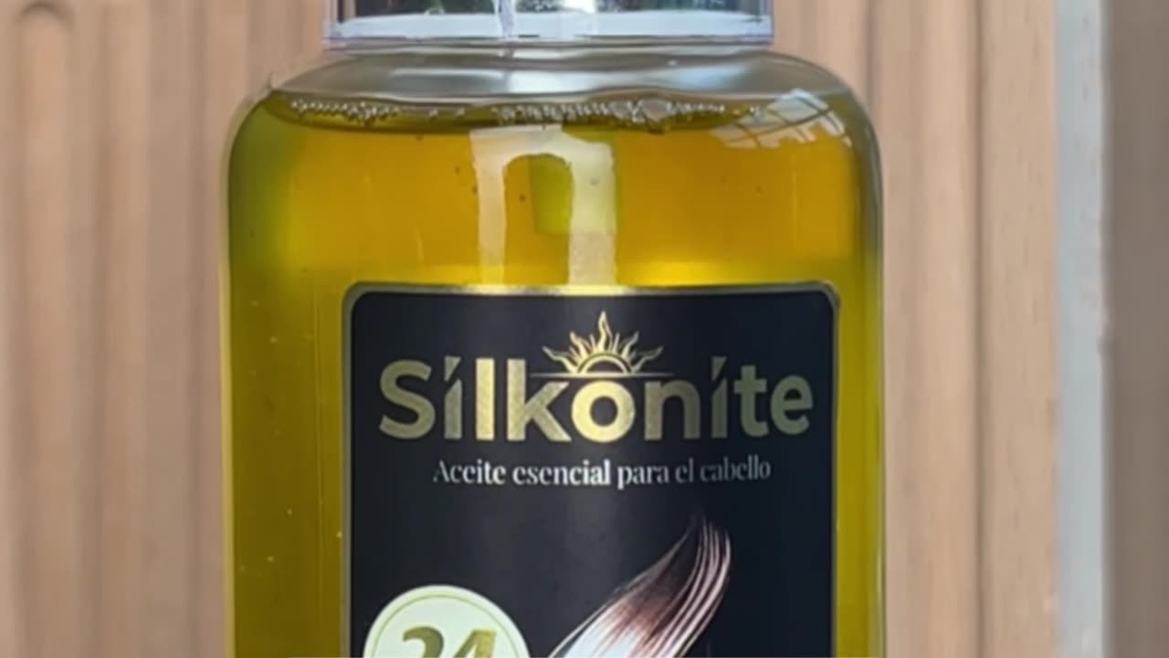 Dale a tu cabello el cuidado que merece. Silkonite lo mantiene hidratado y lleno de vida