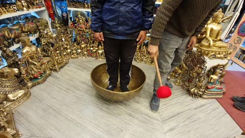 Biggest fullmoon singingbowl