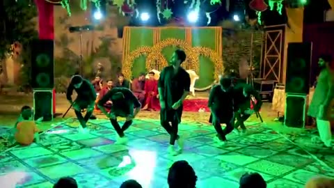 NEW pakistan viral dance video