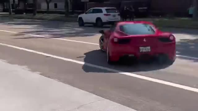 Crashes ferrari 458