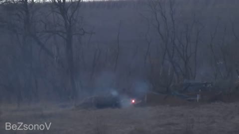 The soldiers of the Armed Forces of the DPR worked out the Ukrainian dugout very accurately
