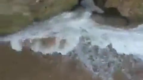 The strange mountain water spring in Afghanistan