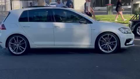 Volkswagen Golf R