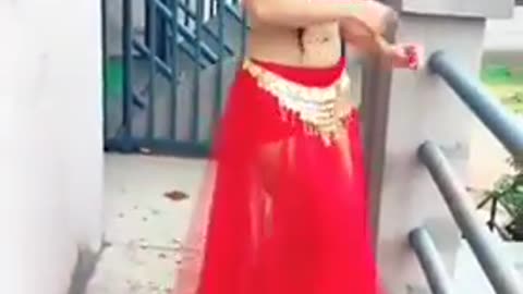 Hot indian Girl Dance