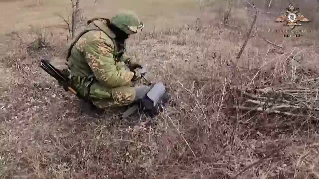 📹 Артиллеристы 3 бригады уничтожили опорный пункт противника