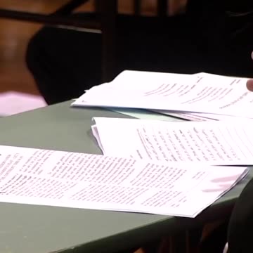 Australia: Record numbers of parents pulling their kids out of indoctrination centres