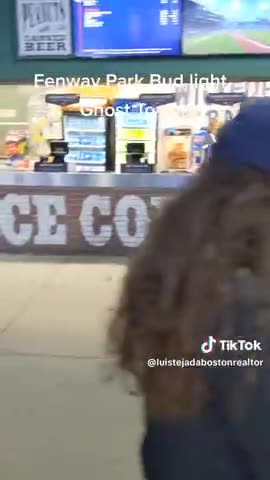 Fenway Park Bud light concessions are a ghost town