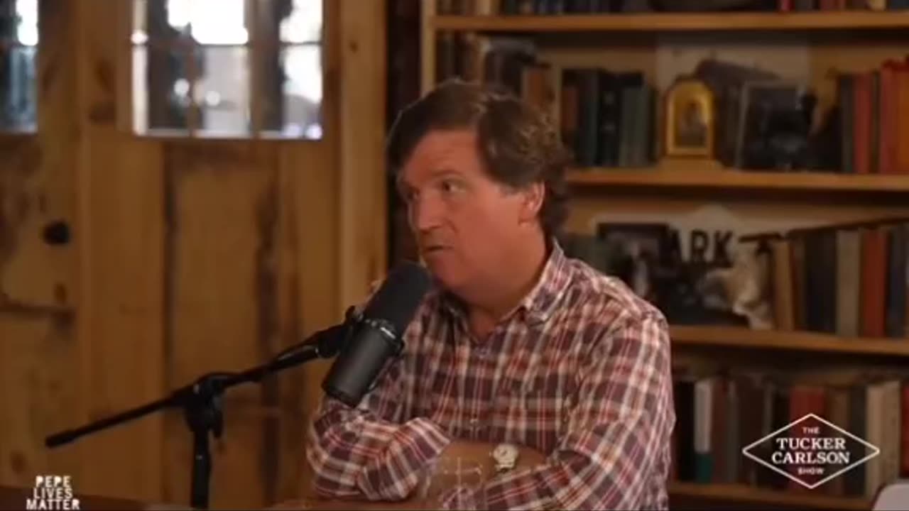 Aaron Rodgers and Tucker talk about Jeffrey Epstein.