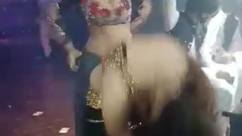 Hot belly dance in the night