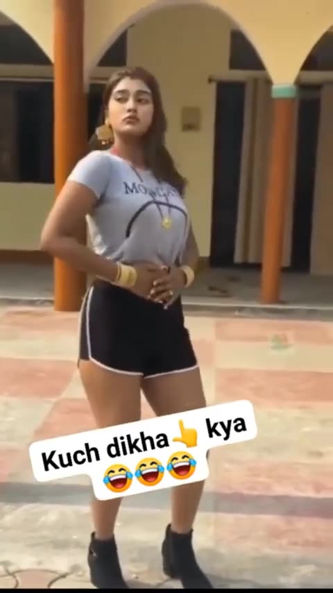 Hot Girl in shorts dancing