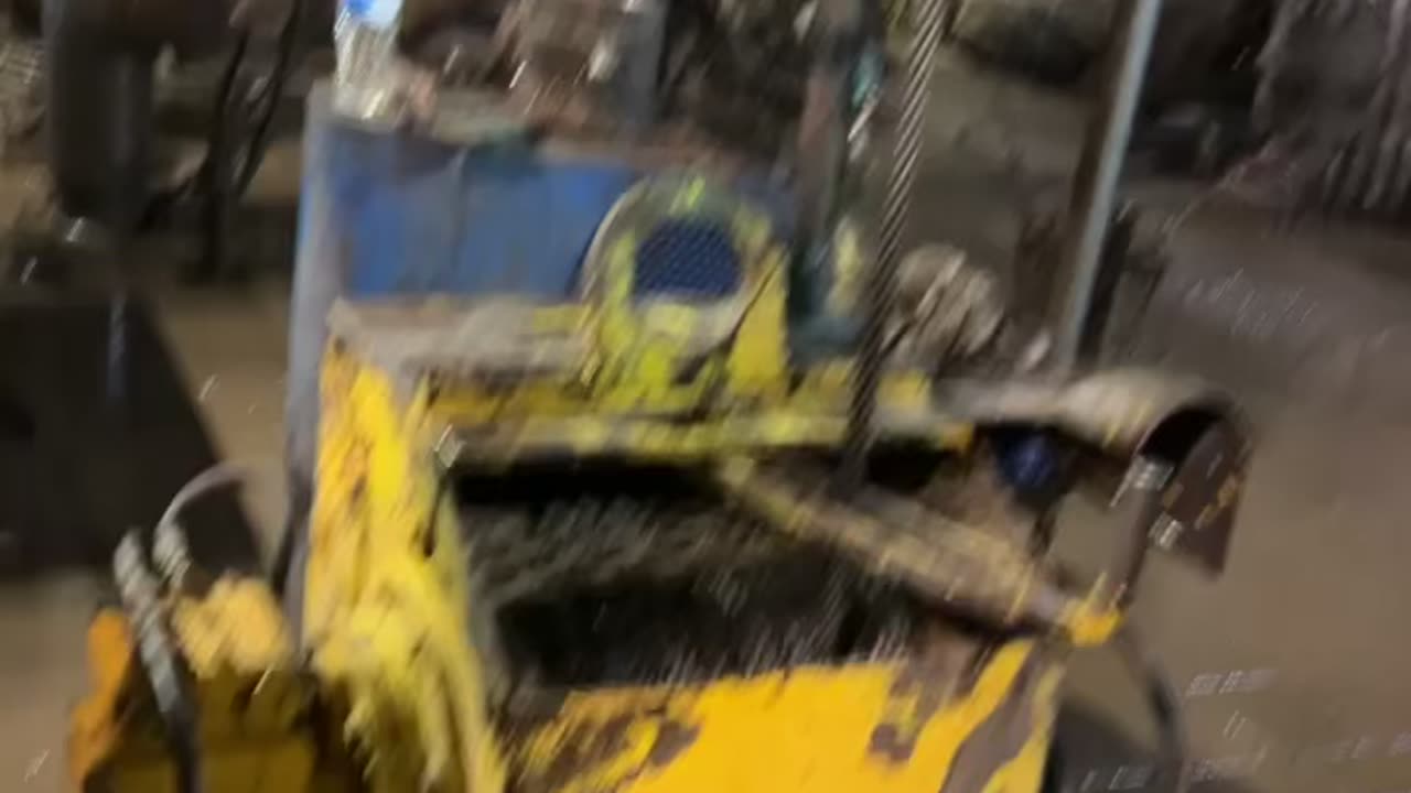 2 green hands rougneckin!