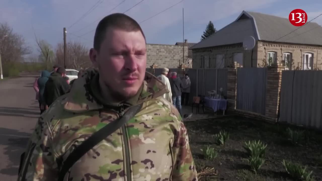 Ukrainian soldiers receive Easter blessings in Donbas as battle for Bakhmut rages