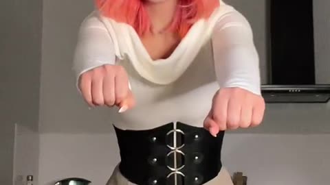 Red -headed sexy dance