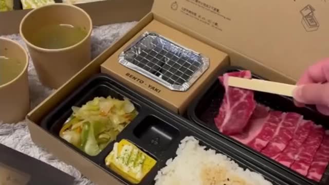 THIS is a BENTO BOX!!