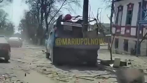 Refugees leaving Mariupol for Donetsk and Russia