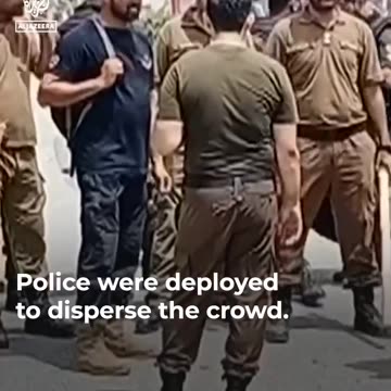 Armed mobs stromed a #Christian community in eastren #Pakistan burning several churches and homes