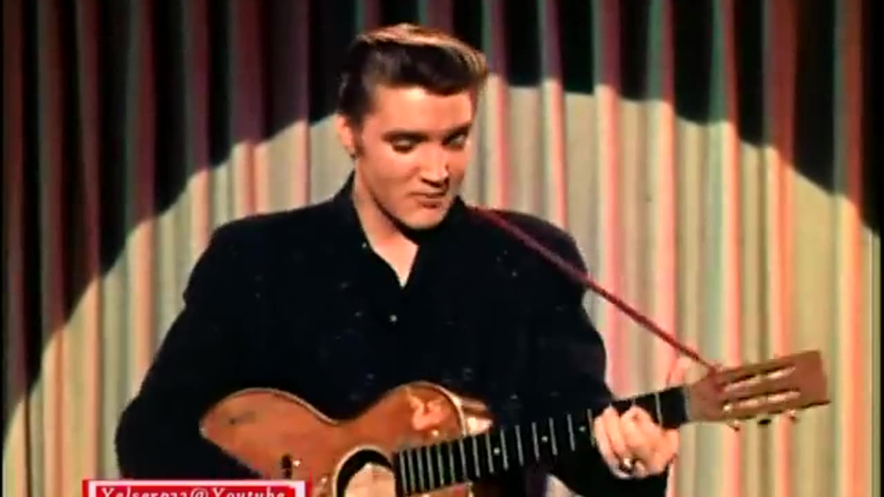 Elvis Presley - Blue Suede Shoes 1956 (COLOR and STEREO)