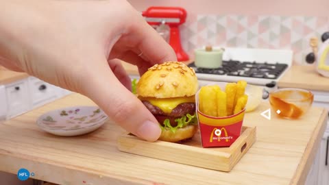 Mini McDonalds Burger And Fries