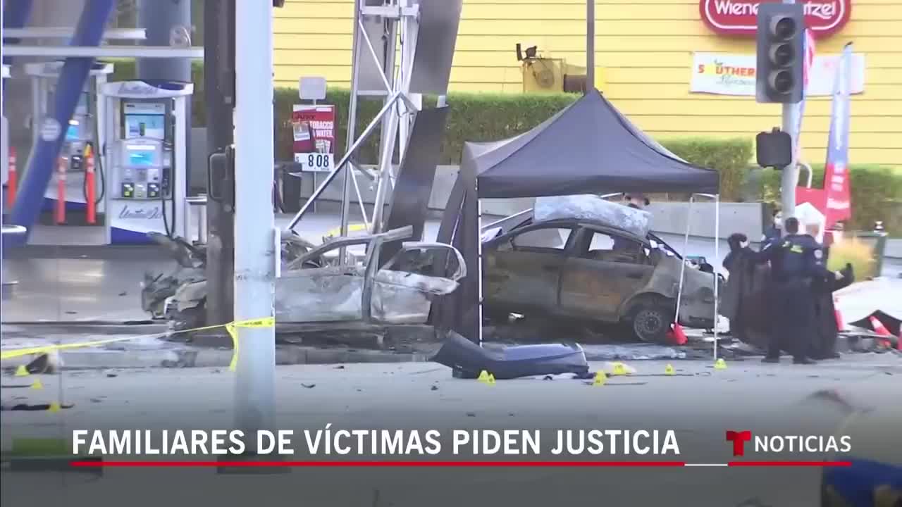 Vigilia por los fallecidos en un accidente en Los Ángeles