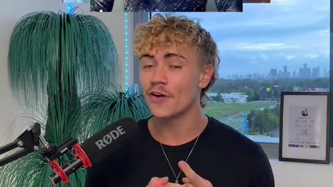 Why would you do this to your body 🥴 🎥