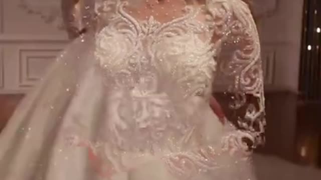 Wedding dress with jewels and pearls / say yes to the dress