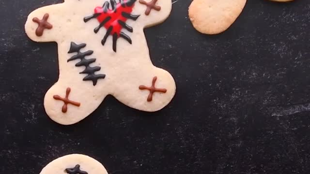 Run! Run! As fast as you can, or else you'll end up like these gingerbread men. #halloweentreats