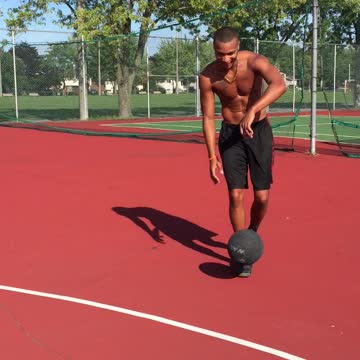 IS THERE NOTHING THIS MAN CANT DO