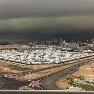 Dubai | Timelapse de la enorme tormenta que causó el diluvio bíblico.