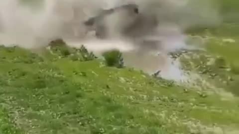 dude goes through puddle in paddock in expensive 4wd and it falls apart