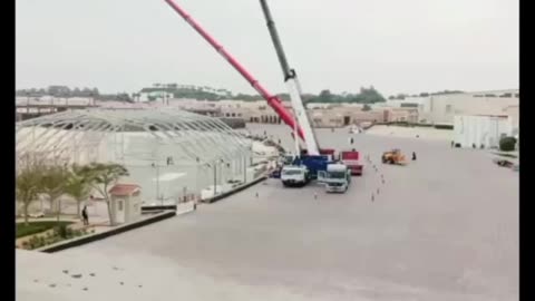 Mobile Crane working Shorts