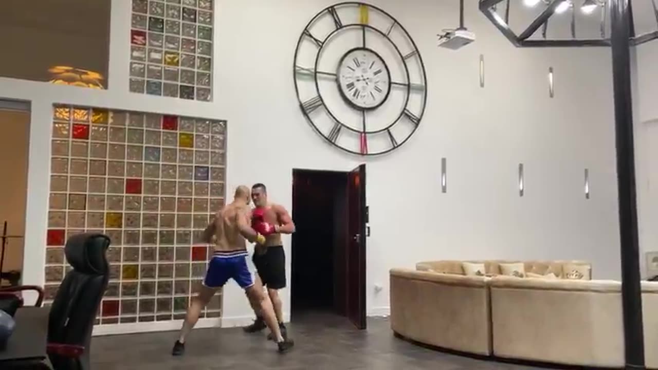 Andrew Tate & Cousin Luc Hard Spar 😡🥊 - Does Luc Finally Win? 😀