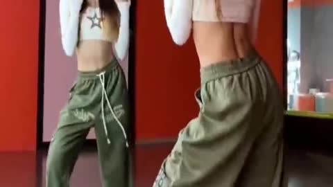 Hot girls Dancing