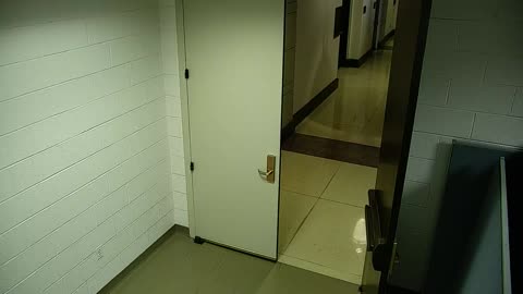 7046CVCLLElevator#3Lobby_2021-01-06_19h00min01s847ms.mp4