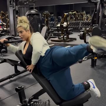 Haleigh Cox : American Fashion Model | Plus Size | Curvy | Instagram | Tiktoker