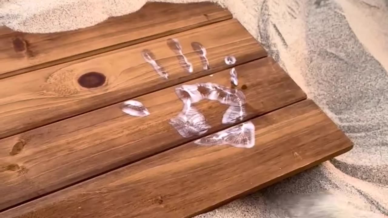 Sand prints momento