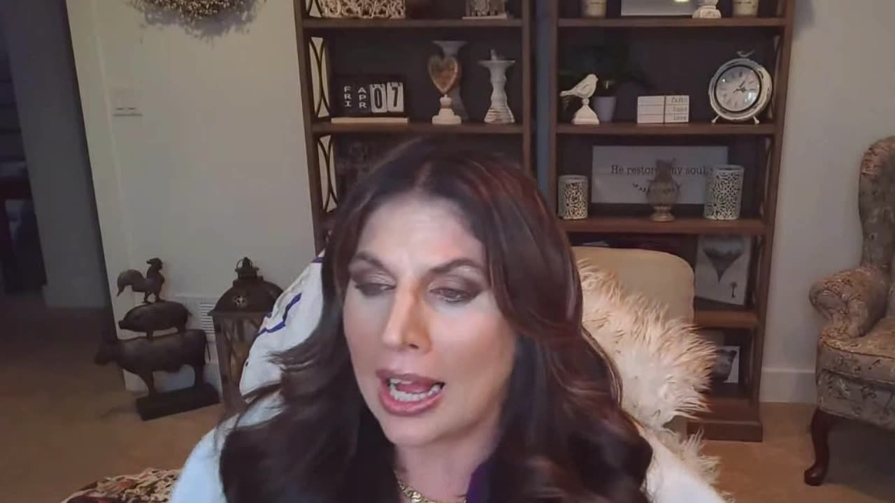 A Prophetic Power Packed Message from the Lord - Amanda Grace
