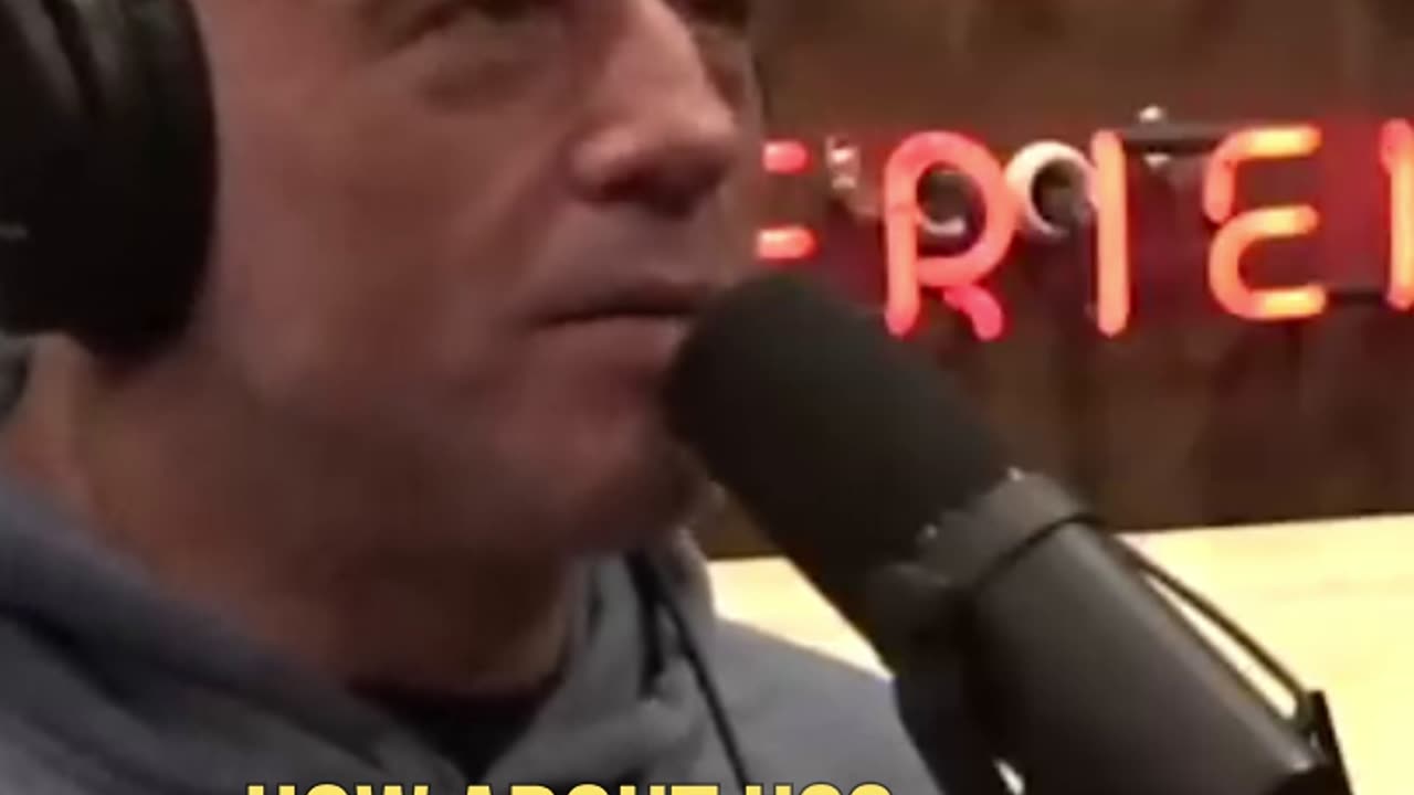 Joe Rogan FUNNY conversation on UFO😂😂