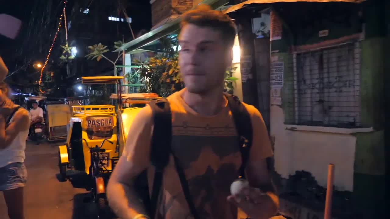 Foreigners Try WEIRD Filipino Street Food | I ALMOST VOMITED!