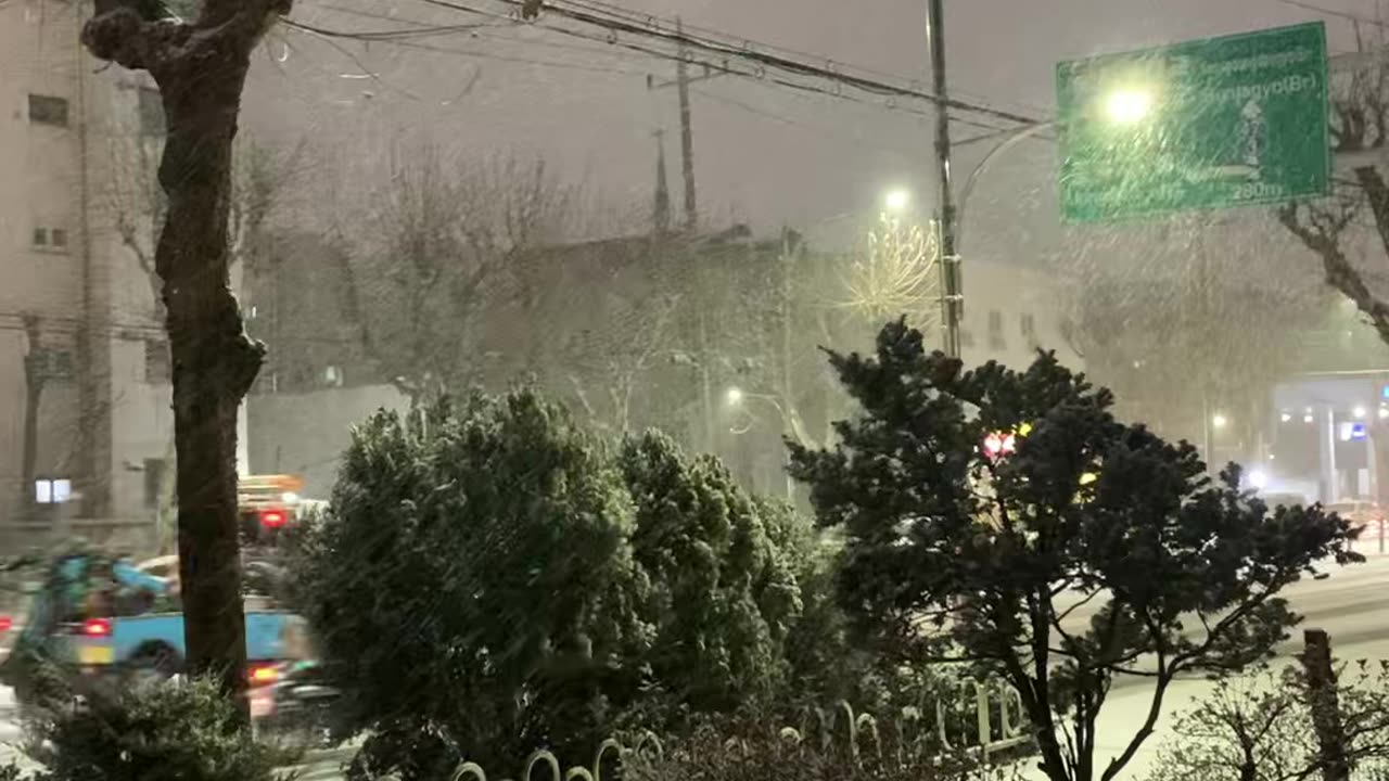 Snowy roads in Korea