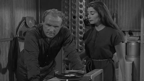 The Twilight Zone S01E07 The Lonely