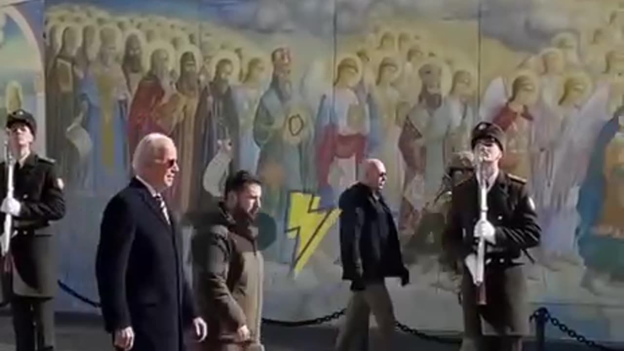 Joe Biden arrives in Kiev