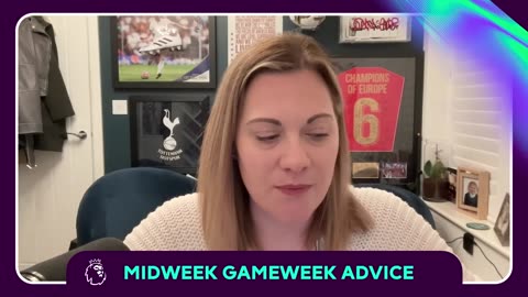 How To Deal With The Midweek Gameweek | FPL Podcast 2024/25