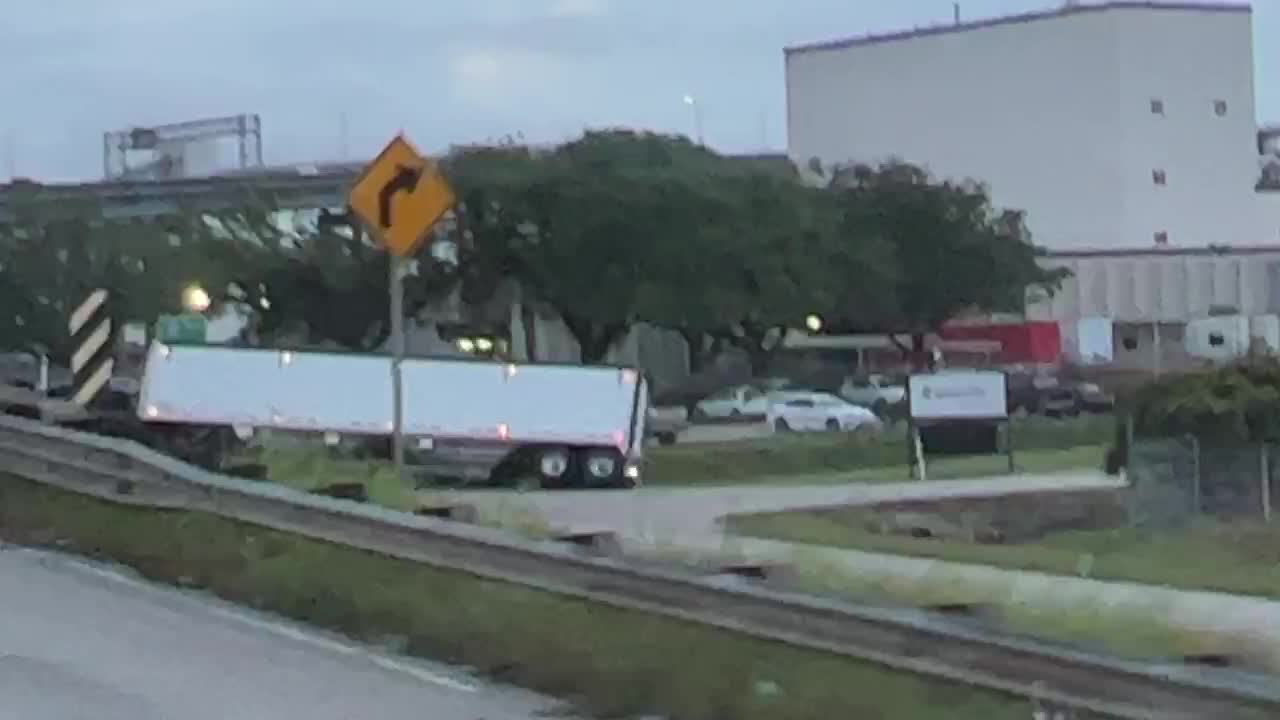 TRUCK FAILS