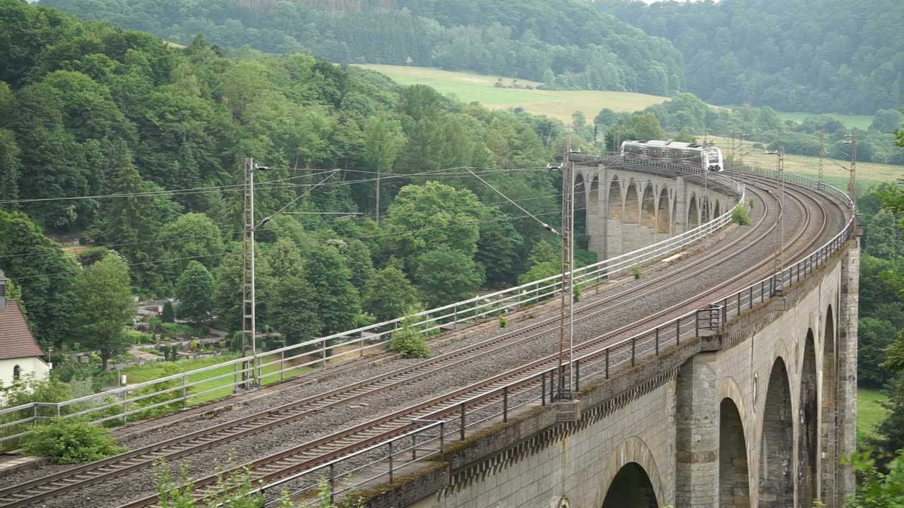 Train traffic on the Altenbeken railway viaduct