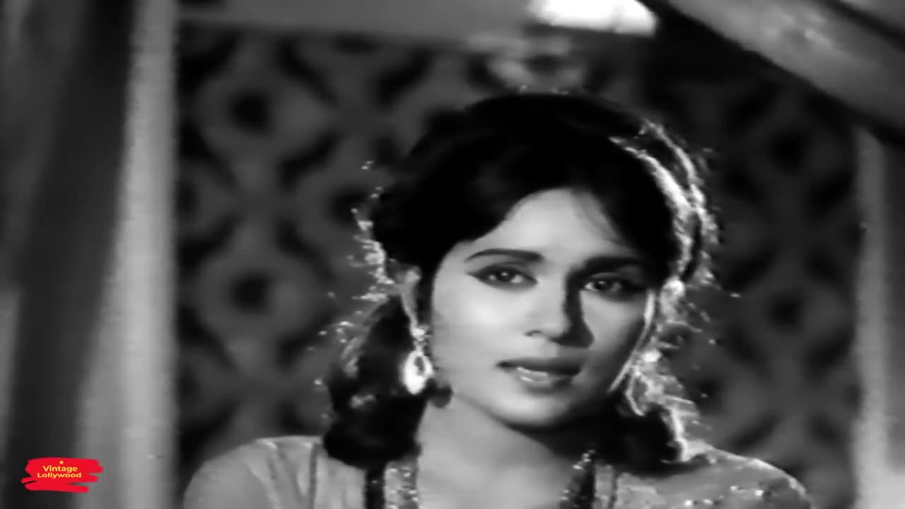 ABHI DHOONDH HI RAHI THI TUMHAIN (Urdu Ghazal) - NOOR JEHAN - FILM BEWAFA