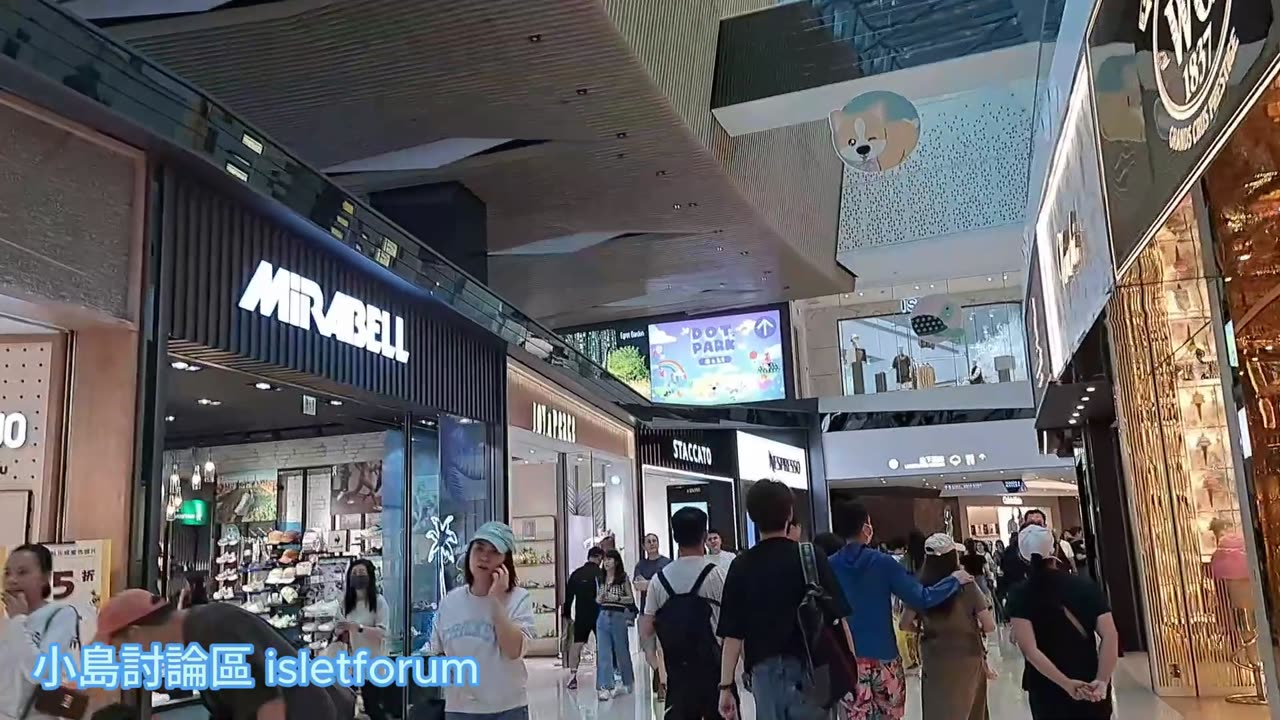 yoho mall #形點,很人氣喔 看不到絲毫不景氣