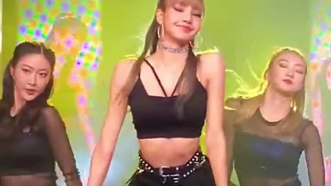 Swalla - Lisa @BLACKPINK dance live #lisa #blackpink
